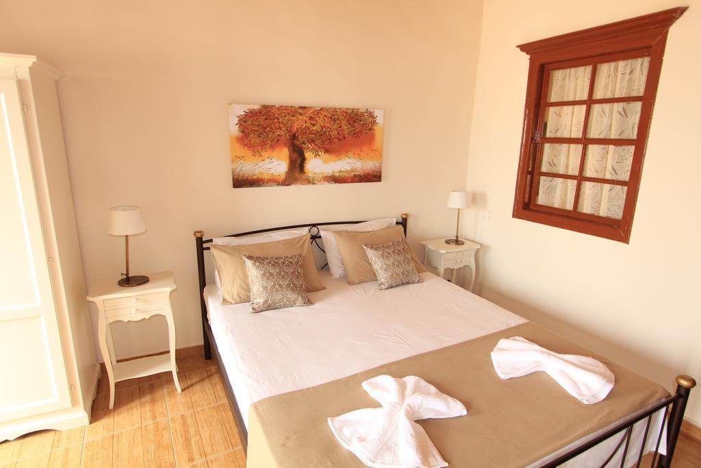 Athanasia'S House Đảo Sými Ngoại thất bức ảnh